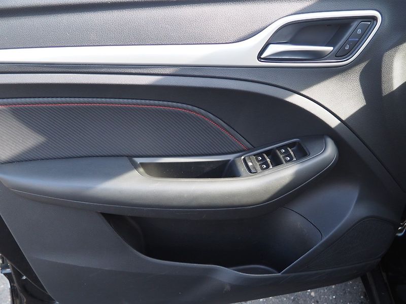 MG ZS (2023) 1.0T-GDI, Luxury - fotka 10 z 37
