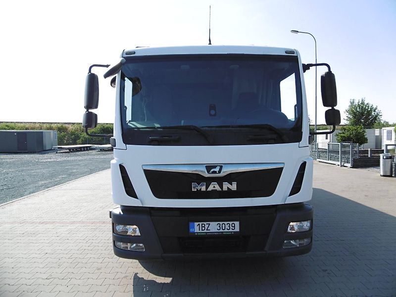 MAN TGL 12.220 - fotka 2 z 17
