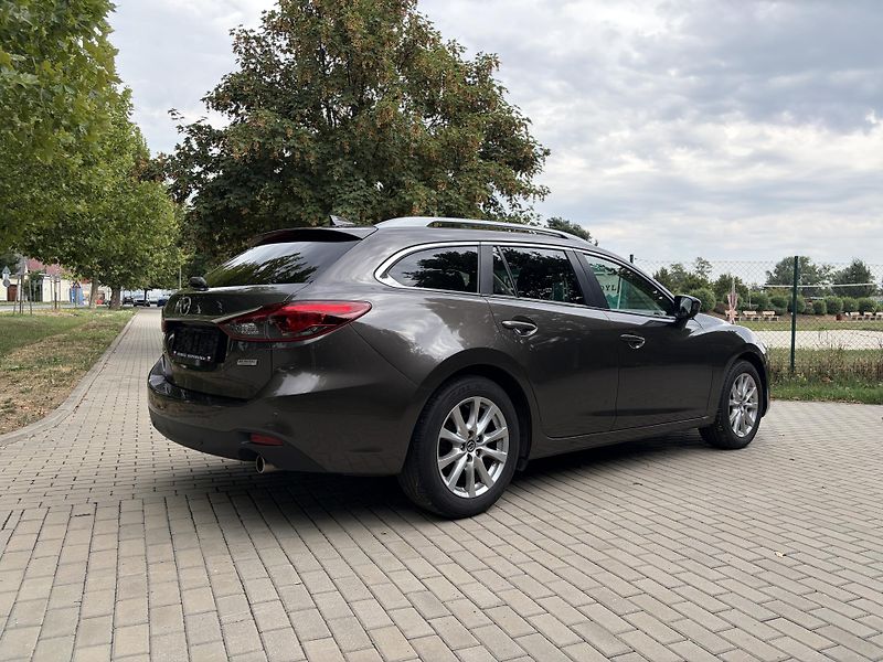 Mazda 6 2.2 D SKYACTIVE 110kw - fotka 11 z 31
