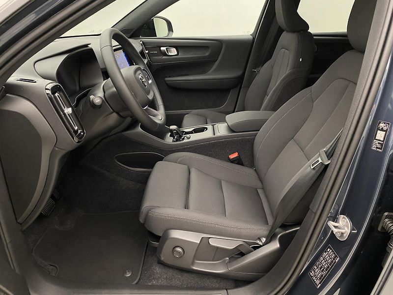 Volvo EX40 (2026) SINGLE MOTOR EXTENDED PLUS - fotka 3 z 60
