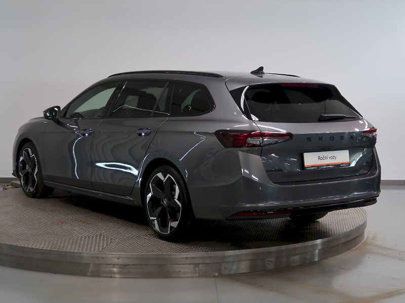 Škoda Superb (2026) SPORTLINE 2.0TDI 142KW 4x4 DSG - fotka 7 z 48