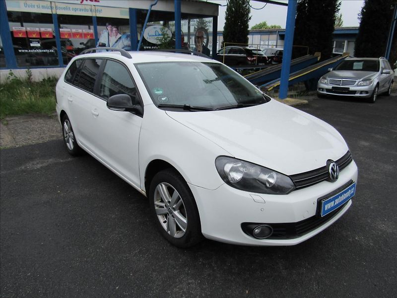 Volkswagen Golf 1,2 TSI 77kW Variant BlueMotio - fotka 3 z 29
