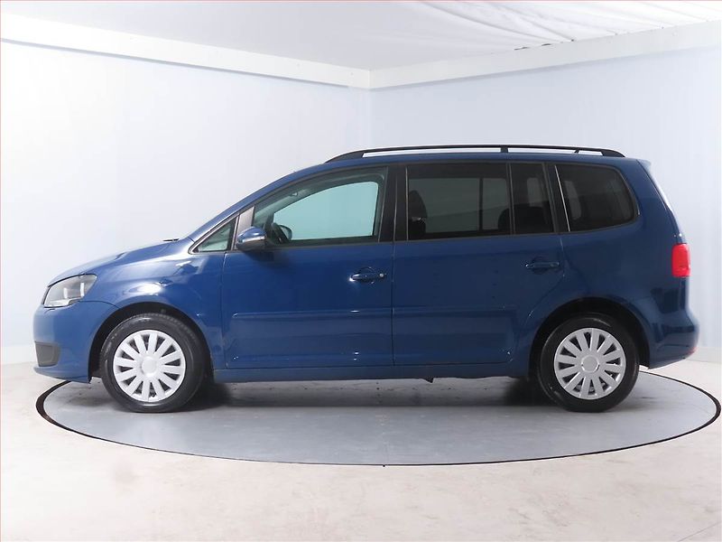 Volkswagen Touran (2011) 2.0 TDI, Automat, Tempomat - fotka 3 z 15