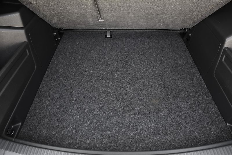 Škoda Fabia 1.2 TSi 6st STYLE,KLIMA,VÝHŘEV - fotka 44 z 50
