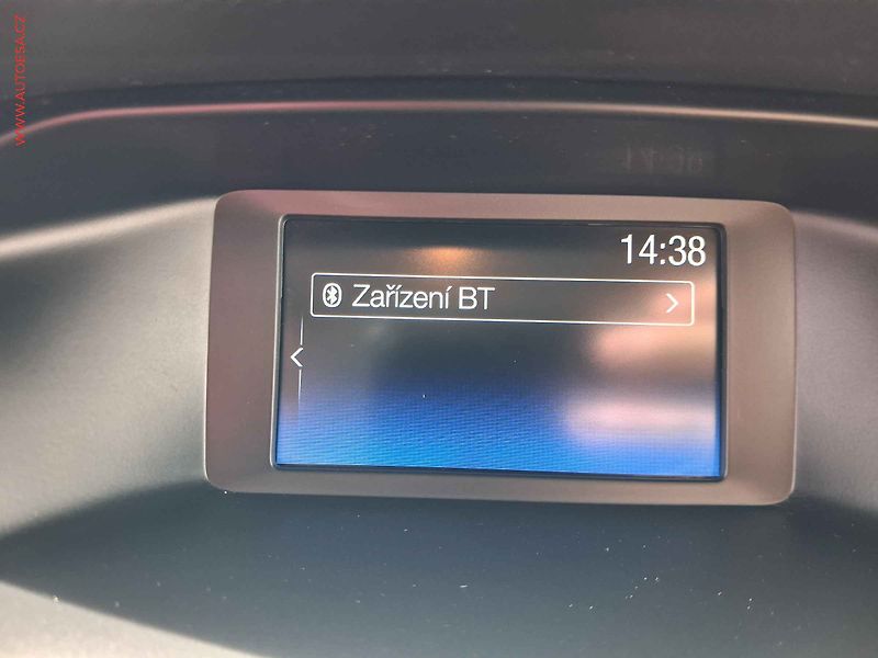 Ford Focus (2017) 1.0 EB, Trend, výhřev sed. - fotka 17 z 17