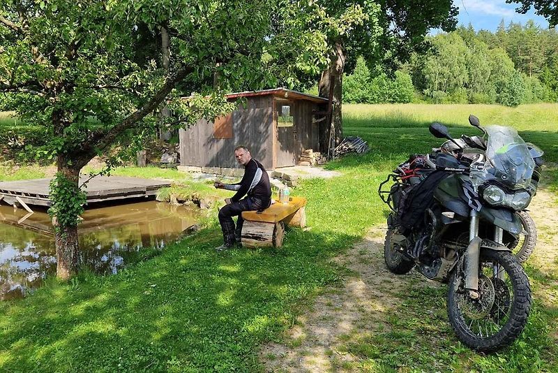 Motorkáři objevují Česko s aplikací Motokeška.