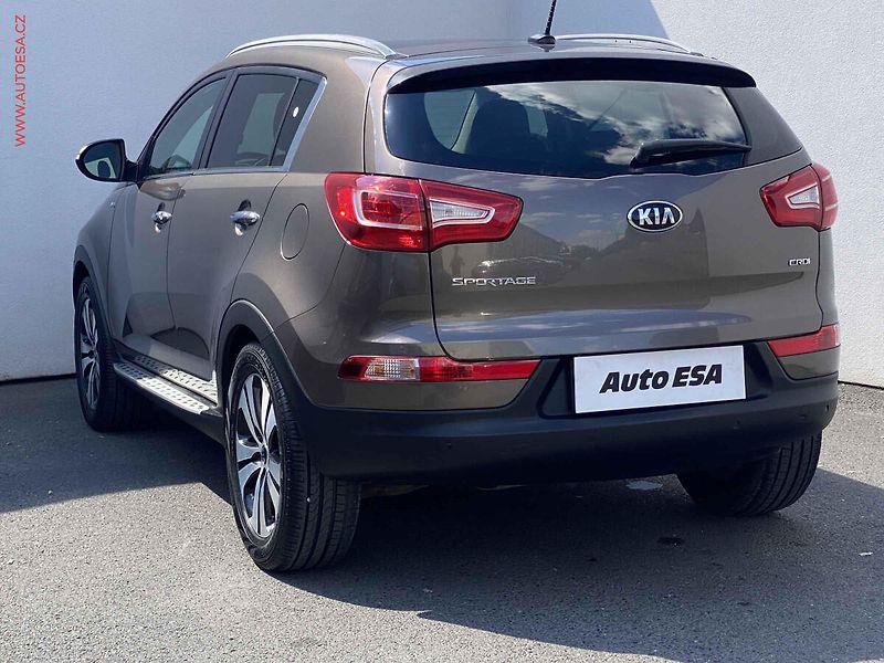Kia Sportage (2014) 2.0 CRDi AWD, Premium, TZ - fotka 6 z 20