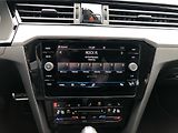 Volkswagen Passat Variant 2.0 TDi DSG 7st. 4Moti - náhled 19