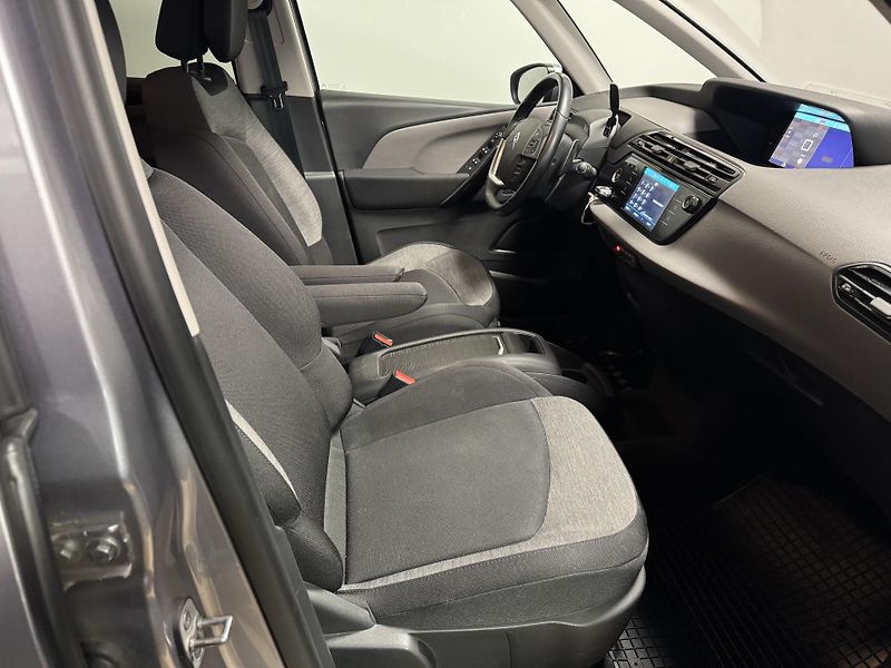 Citroën Grand C4 SpaceTourer (2019) Business Aut 1.MAJITEL - fotka 19 z 40