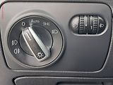 Volkswagen Golf (2011) 1.6TDI, Style - náhled 20