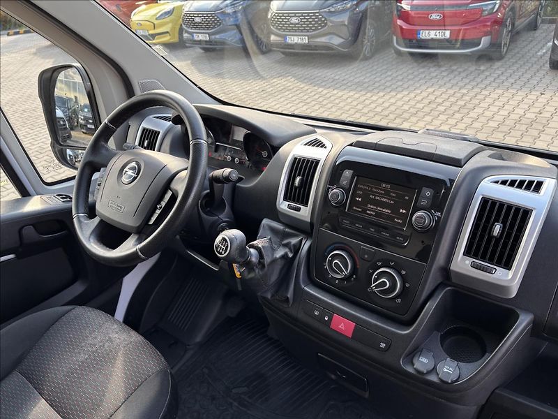 Opel Movano 2,2 CDTI 88kW L1 - fotka 16 z 30