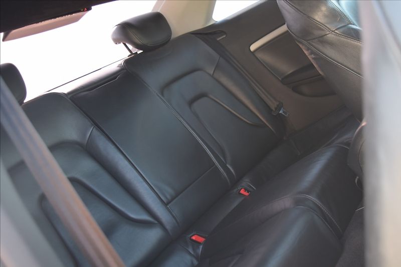 Audi A5 3,0 TDI 176KW S-LINE ALU SERVI - fotka 46 z 48