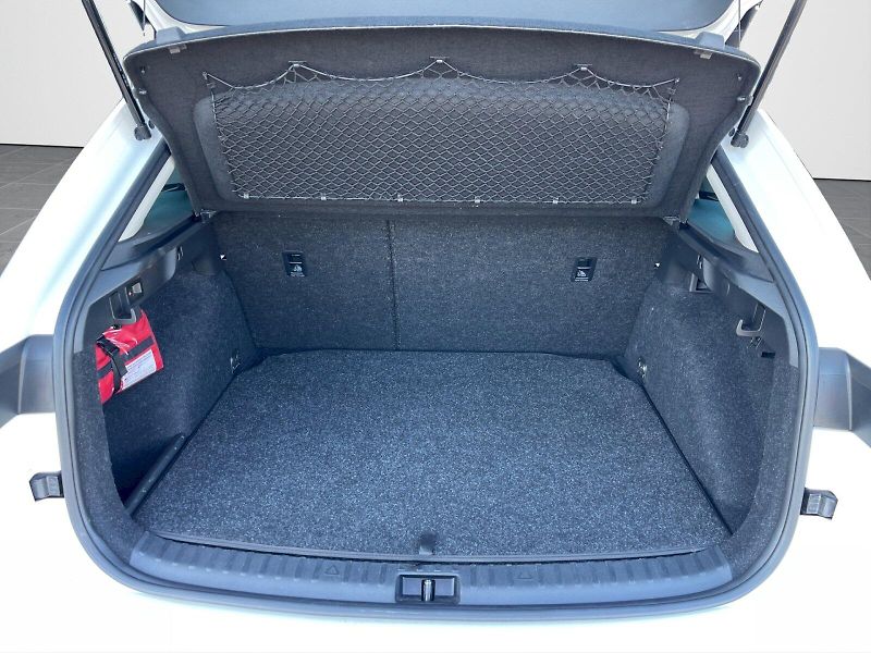 Škoda Scala (2023) 1.5 TSI 110kW edice Tour Ambit - fotka 31 z 34