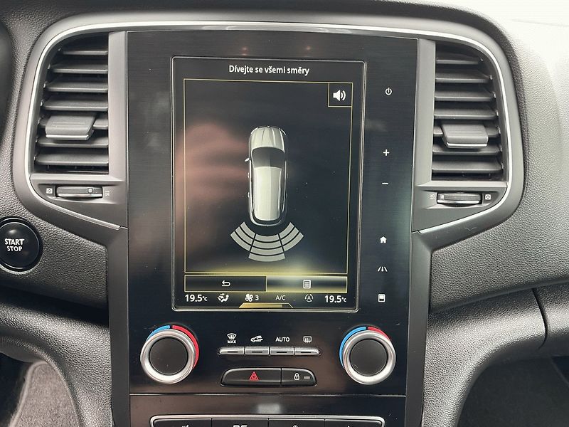 Renault Mégane (2016) 1.6 TCe,GT,Automat,151kW - fotka 17 z 41