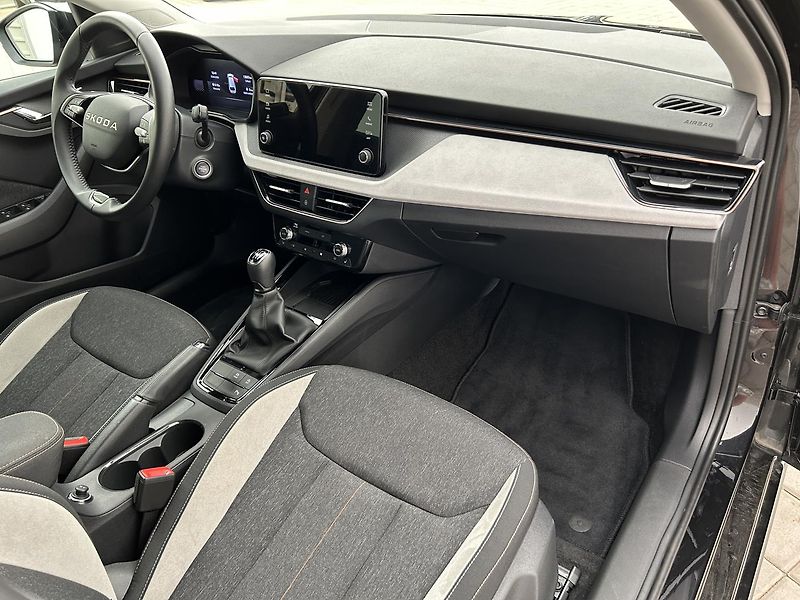 Škoda Scala 1.5 TSI Top selection - fotka 28 z 29