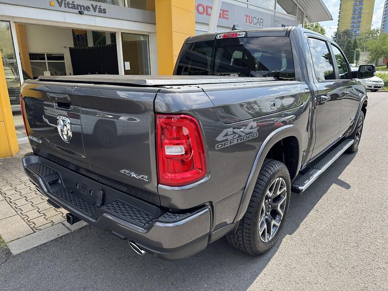 RAM 1500 5,7 HEMI Laramie Rambox - fotka 5 z 60