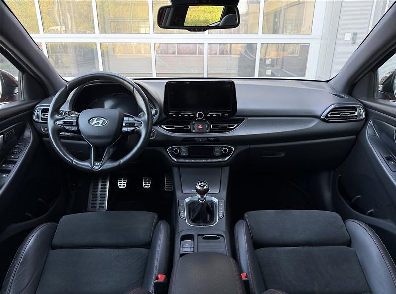 Hyundai i30 1,5 T-GDI  WG N Line Premium P - fotka 13 z 27