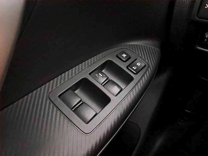 Mitsubishi Eclipse Cross (2021) 1.5 T-MIVEC, Serv.kniha - fotka 16 z 17