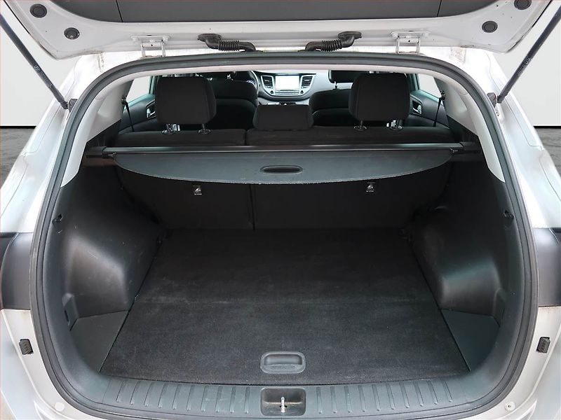 Hyundai Tucson (2016) 1.7 CRDi, Serv.kniha, Navi - fotka 14 z 21