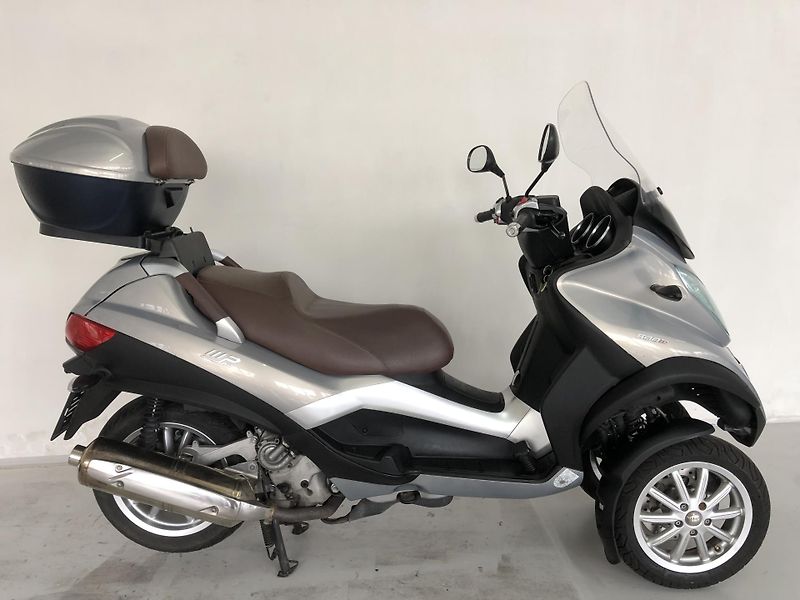 Piaggio MP3 500 LT - fotka 1 z 19