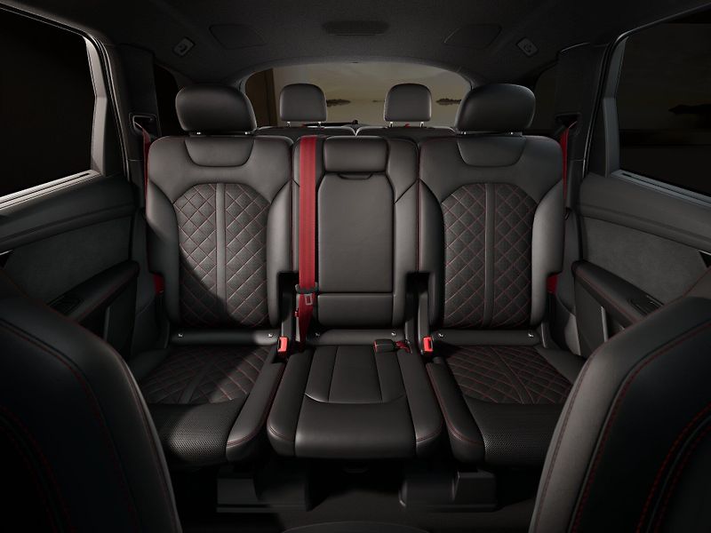 Audi Q7 3,0 TDI V6 - Limitovaná edice - fotka 9 z 9