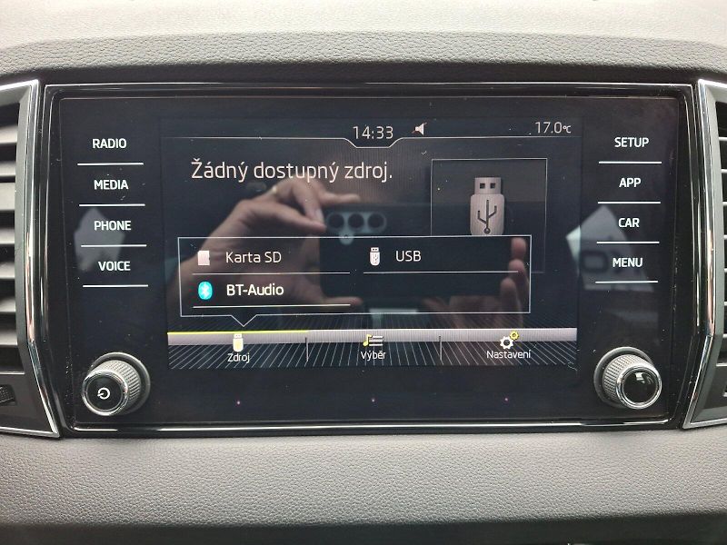Škoda Karoq (2020) Ambition 1,5TSi 110kW - fotka 21 z 33