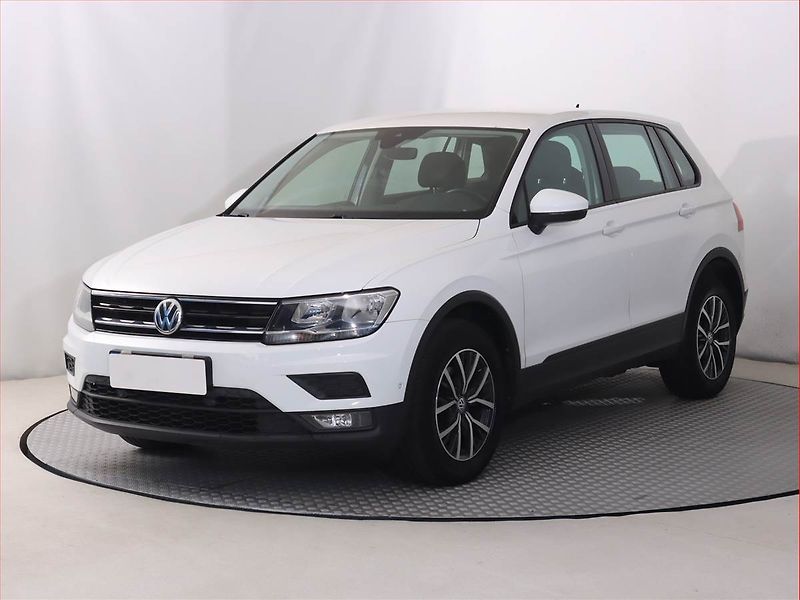 Volkswagen Tiguan (2018) 2.0 TDI, 4X4, Navi, Tempomat - fotka 2 z 20