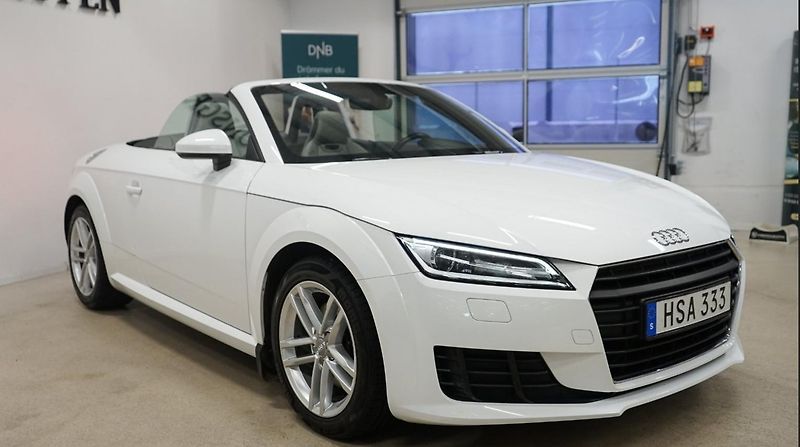 Audi TT Roadster 2.0 TDI  Manual - fotka 11 z 19