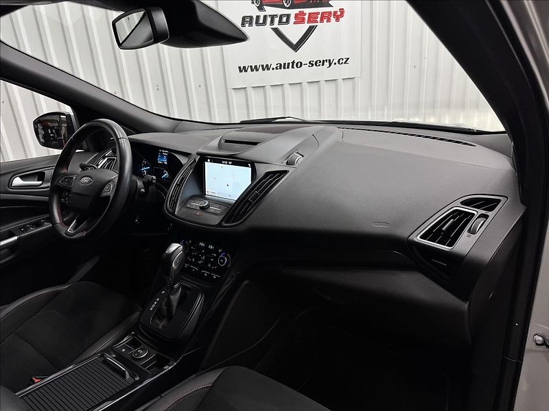 Ford Kuga 1.5EB 134kW AWD ST-LINE 57KM! - fotka 38 z 42