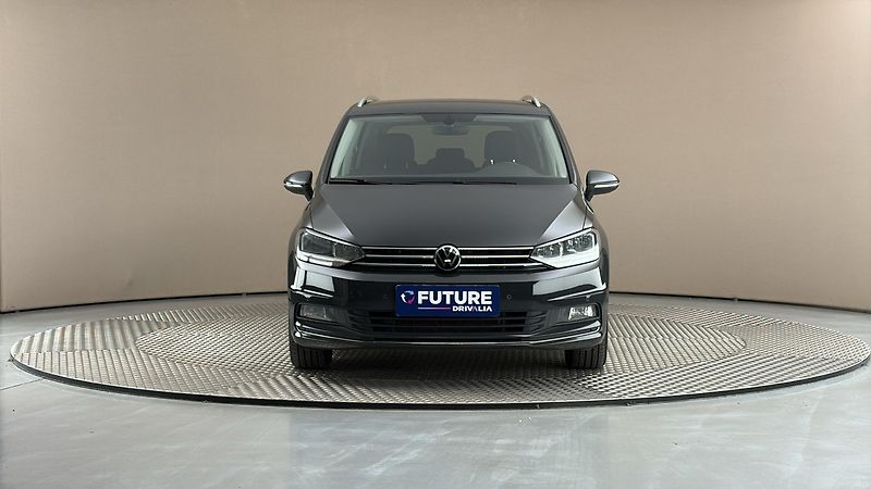 Volkswagen Touran 2.0 TDI Highline - fotka 3 z 24
