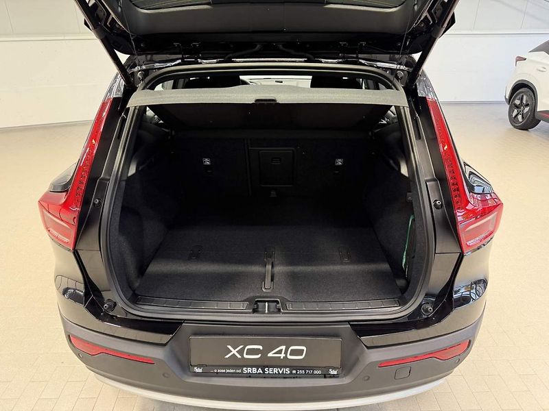Volvo XC40 (2026) B3 2.0L 163 HP AT7 FWD CORE - fotka 20 z 23