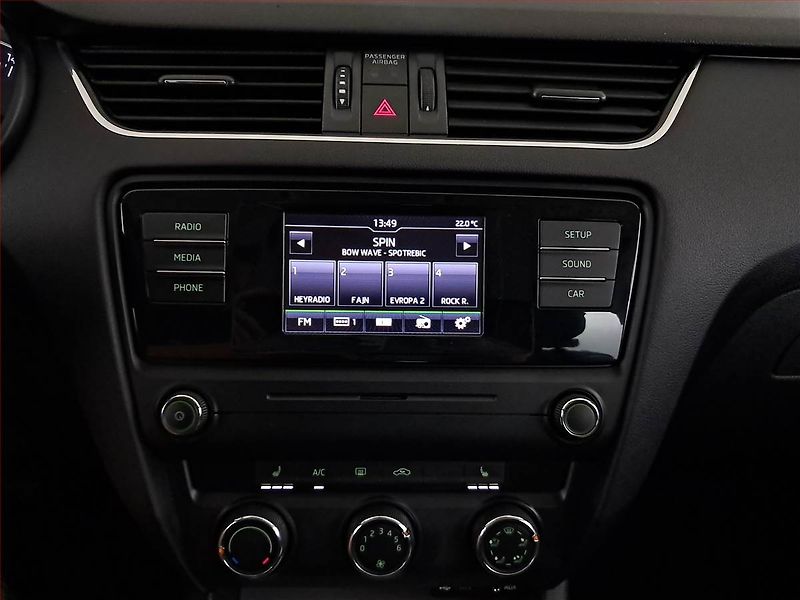 Škoda Octavia (2016) Ambition 1.6 TDI, Tempomat - fotka 12 z 18