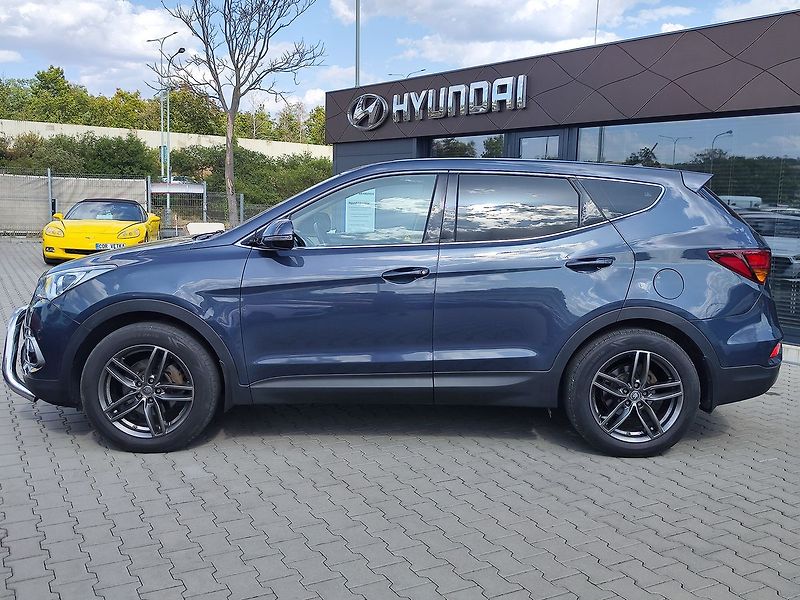 Hyundai Santa Fe 2.4 GDi/138kW Confidence 4x4 - fotka 8 z 31