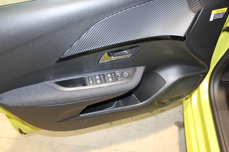 Peugeot 208 (2026) 208 BUSINESS Hybrid 110 e-DCS6 - fotka 15 z 17