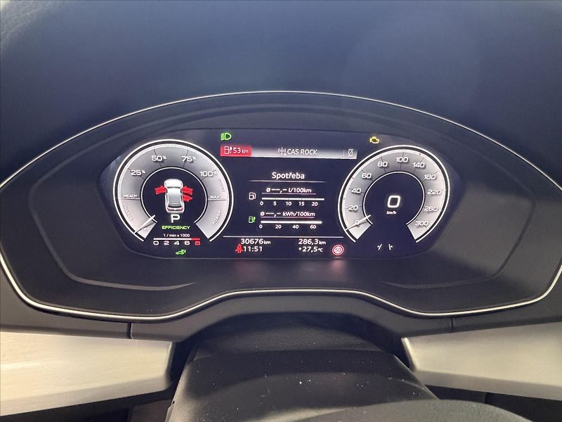 Audi Q5 2,0   Sportback TFSIe Plug-in- - fotka 15 z 26