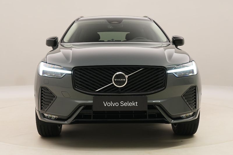 Volvo XC60 B5 AWD ULTRA CZ 1.maj - fotka 16 z 52
