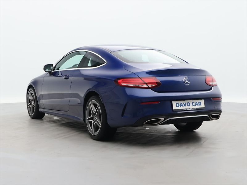Mercedes-Benz Třídy C 3,0 400 245kW 4Matic AMG - fotka 5 z 40