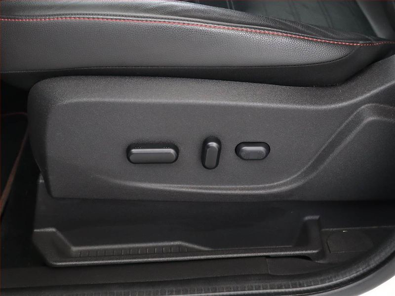 Ford Kuga (2019) ST-Line 2.0 TDCi, 4X4 - fotka 18 z 18