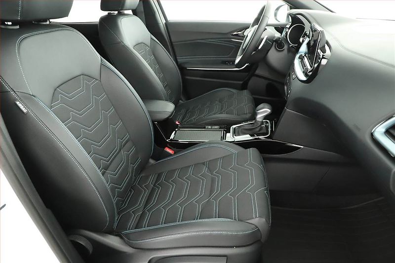 Kia XCeed (2025) 1.6 T-GDI - fotka 7 z 17