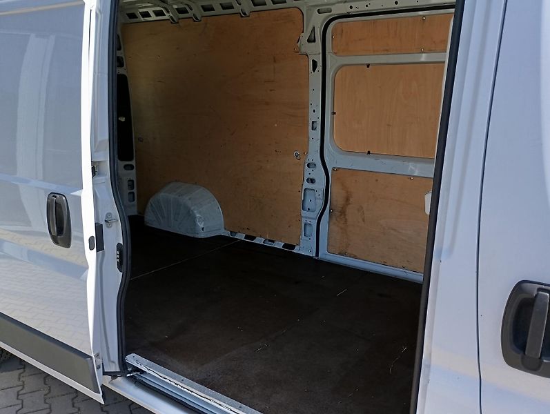 Fiat Ducato (2018)  2.0JTD L3H2 115k MAN6 - fotka 13 z 21