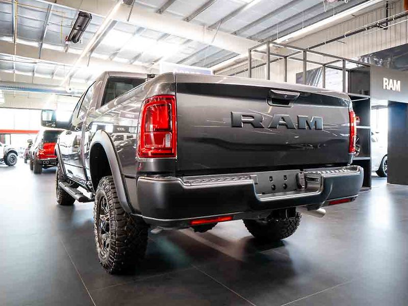 Dodge RAM (2026) 6.4 2500 Power Wagon 2026 - fotka 2 z 35