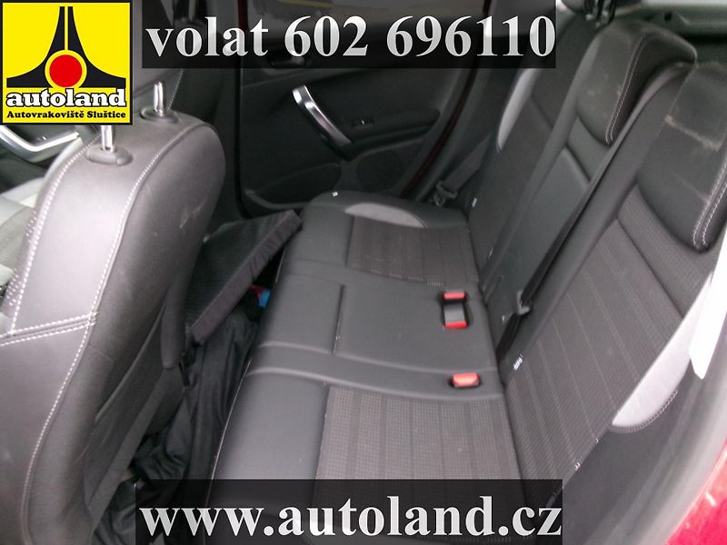 Peugeot 2008 (2015) VOLAT 602 696110 - fotka 8 z 9