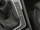 Volkswagen Golf 1,6 DSG DPH HIGHLINE 2XKOLA ČR - náhled 25