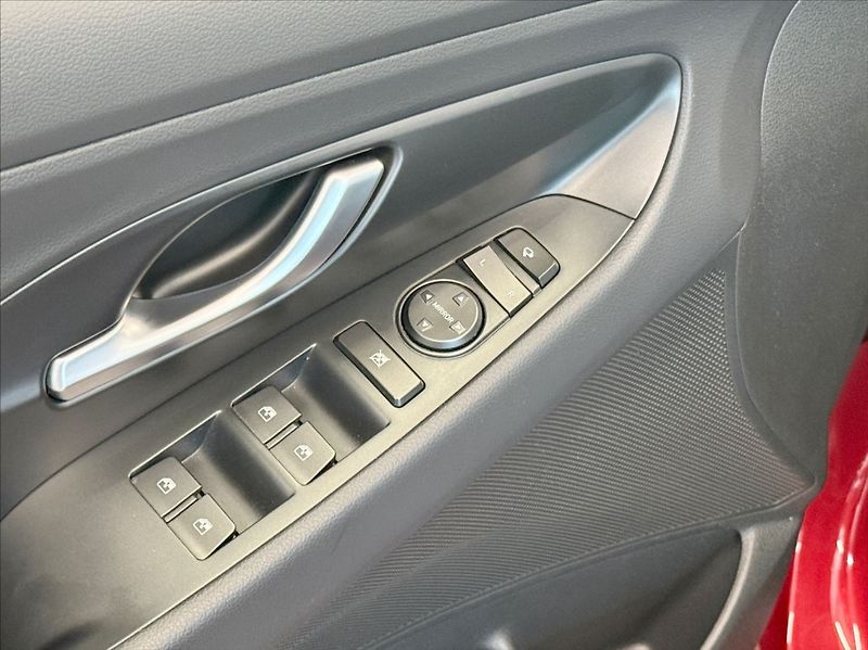Hyundai i30 1,0 T-GDI SMART CLIMATE ZÁRUKA - fotka 9 z 17