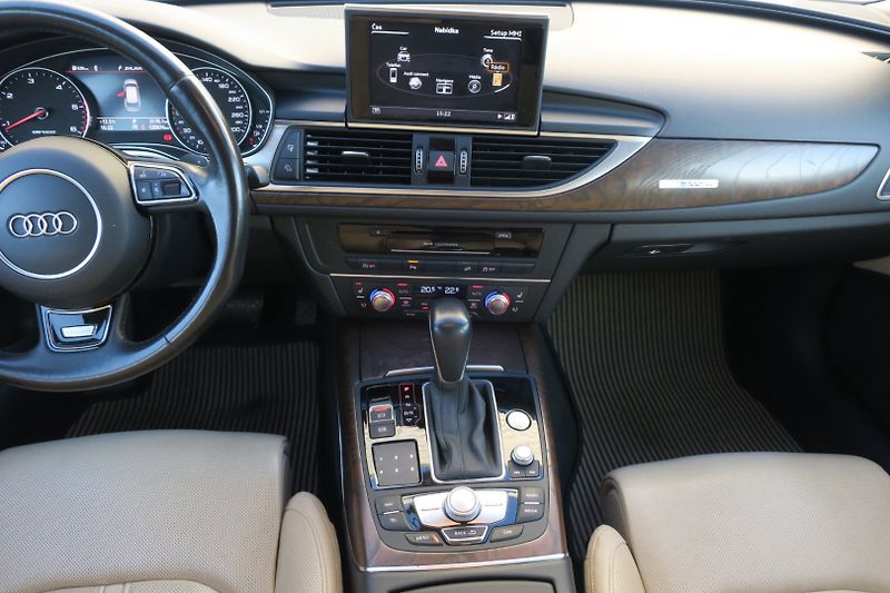 Audi A6 Allroad 3.0TDI 200kW Quat. Stronic ČR - fotka 25 z 50