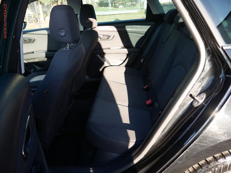 Seat Leon (2016) 1.6TDi, AC, TZ, park.čidla - fotka 9 z 20