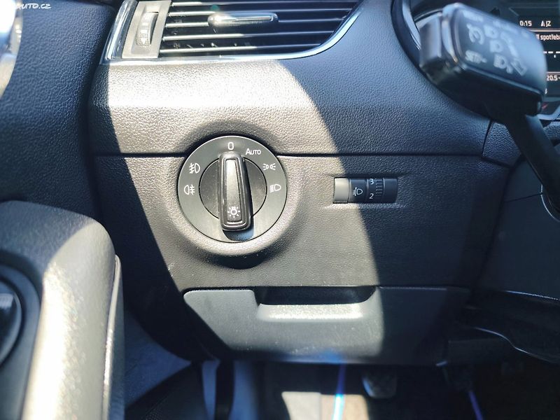 Škoda Octavia (2016) - fotka 24 z 34