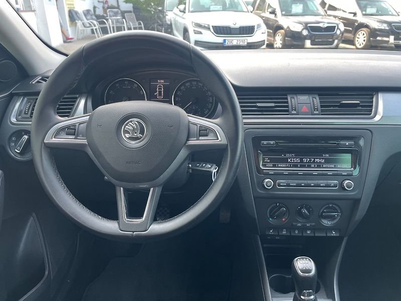 Škoda Rapid (2014) 1.2 TSI Serviska - fotka 9 z 22