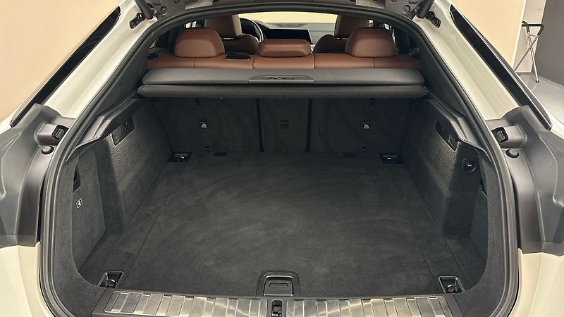 BMW X6 30d AUT xDrive M-paket - fotka 17 z 30