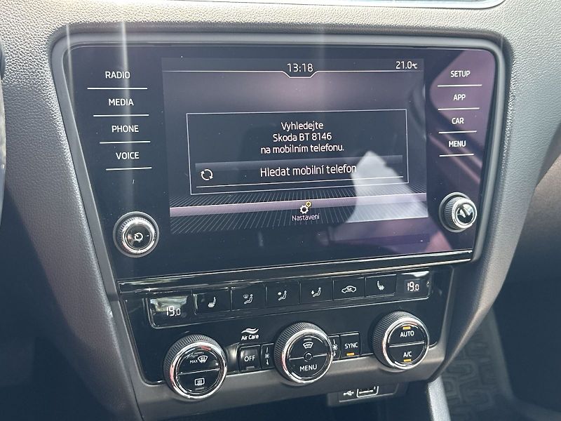 Škoda Octavia (2018) 1.6 TDI Style - fotka 20 z 31